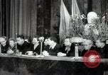 Immagine di Una donna sovietica si rivolge a un raduno elettorale La Russia, 1947, secondo 14 filmato di repertorio 65675032345
