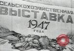 Immagine di Frutta e verdura exhibition Kolomna Russia, 1947, secondo 3 filmato di repertorio 65675032347