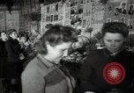 Immagine di Frutta e verdura exhibition Kolomna Russia, 1947, secondo 30 filmato di repertorio 65675032347