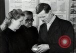 Immagine di Frutta e verdura exhibition Kolomna Russia, 1947, secondo 58 filmato di repertorio 65675032347