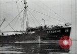 Standbild Studenten Proben Sea of Okhotsk, 1947, aus Sekunde 12 historischem Filmmaterial Videoclip 65675032348