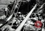 Standbild Studenten Proben Sea of Okhotsk, 1947, aus Sekunde 15 historischem Filmmaterial Videoclip 65675032348