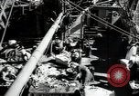 Standbild Studenten Proben Sea of Okhotsk, 1947, aus Sekunde 18 historischem Filmmaterial Videoclip 65675032348