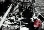Standbild Studenten Proben Sea of Okhotsk, 1947, aus Sekunde 19 historischem Filmmaterial Videoclip 65675032348