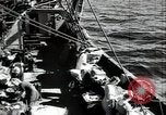Standbild Studenten Proben Sea of Okhotsk, 1947, aus Sekunde 21 historischem Filmmaterial Videoclip 65675032348