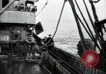 Standbild Studenten Proben Sea of Okhotsk, 1947, aus Sekunde 28 historischem Filmmaterial Videoclip 65675032348