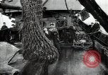 Standbild Studenten Proben Sea of Okhotsk, 1947, aus Sekunde 36 historischem Filmmaterial Videoclip 65675032348