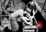 Standbild Studenten Proben Sea of Okhotsk, 1947, aus Sekunde 56 historischem Filmmaterial Videoclip 65675032348