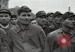 Immagine di I cittadini bulgari firmano una lettera di apprezzamento Sofia Bulgaria, 1947, secondo 15 filmato di repertorio 65675032349