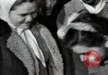 Immagine di I cittadini bulgari firmano una lettera di apprezzamento Sofia Bulgaria, 1947, secondo 49 filmato di repertorio 65675032349