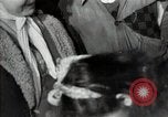 Immagine di I cittadini bulgari firmano una lettera di apprezzamento Sofia Bulgaria, 1947, secondo 50 filmato di repertorio 65675032349
