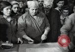 Immagine di I cittadini bulgari firmano una lettera di apprezzamento Sofia Bulgaria, 1947, secondo 57 filmato di repertorio 65675032349