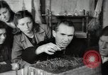 Standbild Stalin Kolchose Landwirte Frühjahrspflanzung Rostov Russland, 1947, aus Sekunde 31 historischem Filmmaterial Videoclip 65675032352