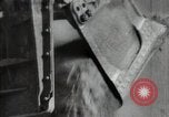 Standbild Bergbau von Phosphor Düngemittelherstellung Kasachstan, 1947, aus Sekunde 25 historischem Filmmaterial Videoclip 65675032353