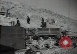 Standbild Bergbau von Phosphor Düngemittelherstellung Kasachstan, 1947, aus Sekunde 46 historischem Filmmaterial Videoclip 65675032353