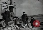 Standbild Bergbau von Phosphor Düngemittelherstellung Kasachstan, 1947, aus Sekunde 56 historischem Filmmaterial Videoclip 65675032353