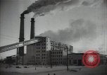 Standbild Sowjetische karelische Papierfabrik  Karelien, 1947, aus Sekunde 15 historischem Filmmaterial Videoclip 65675032354