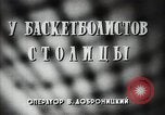 Standbild Sowjetische Basketballspieler Russland, 1947, aus Sekunde 3 historischem Filmmaterial Videoclip 65675032355