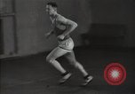 Standbild Sowjetische Basketballspieler Russland, 1947, aus Sekunde 25 historischem Filmmaterial Videoclip 65675032355