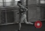 Standbild Sowjetische Basketballspieler Russland, 1947, aus Sekunde 26 historischem Filmmaterial Videoclip 65675032355