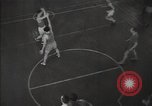 Standbild Sowjetische Basketballspieler Russland, 1947, aus Sekunde 52 historischem Filmmaterial Videoclip 65675032355