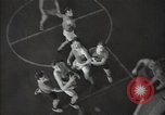 Standbild Sowjetische Basketballspieler Russland, 1947, aus Sekunde 57 historischem Filmmaterial Videoclip 65675032355