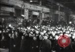 Immagine di Funzionari russi lavoratori di indirizzamento Mosca Russia Unione Sovietica, 1947, secondo 17 filmato di repertorio 65675032357