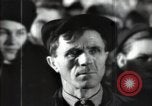 Immagine di Funzionari russi lavoratori di indirizzamento Mosca Russia Unione Sovietica, 1947, secondo 28 filmato di repertorio 65675032357