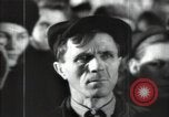 Immagine di Funzionari russi lavoratori di indirizzamento Mosca Russia Unione Sovietica, 1947, secondo 29 filmato di repertorio 65675032357