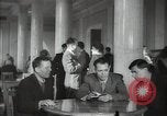 Standbild Sowjetische Schriftsteller Kongress sowjetischen Ukraine, 1948, aus Sekunde 52 historischem Filmmaterial Videoclip 65675032361
