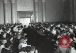 Immagine di Premier di un film russo Russia Unione Sovietica, 1948, secondo 12 filmato di repertorio 65675032364