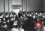 Immagine di Premier di un film russo Russia Unione Sovietica, 1948, secondo 17 filmato di repertorio 65675032364