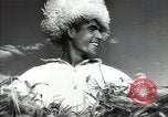 Standbild Sowjetische Bauern ernten Turkmenistan, 1949, aus Sekunde 19 historischem Filmmaterial Videoclip 65675032367