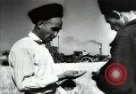 Standbild Sowjetische Bauern ernten Turkmenistan, 1949, aus Sekunde 45 historischem Filmmaterial Videoclip 65675032367