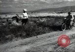 Standbild Sowjetische Bauern ernten Turkmenistan, 1949, aus Sekunde 54 historischem Filmmaterial Videoclip 65675032367