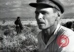Standbild Sowjetische Bauern ernten Turkmenistan, 1949, aus Sekunde 58 historischem Filmmaterial Videoclip 65675032367