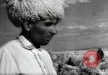 Standbild Sowjetische Bauern ernten Turkmenistan, 1949, aus Sekunde 60 historischem Filmmaterial Videoclip 65675032367