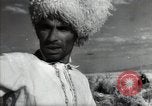 Standbild Sowjetische Bauern ernten Turkmenistan, 1949, aus Sekunde 62 historischem Filmmaterial Videoclip 65675032367