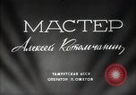 Standbild Interieur eines Motorrads Anlage Russland Sowjetunion, 1949, aus Sekunde 4 historischem Filmmaterial Videoclip 65675032369
