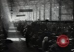 Standbild Interieur eines Motorrads Anlage Russland Sowjetunion, 1949, aus Sekunde 8 historischem Filmmaterial Videoclip 65675032369