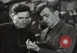 Standbild Interieur eines Motorrads Anlage Russland Sowjetunion, 1949, aus Sekunde 19 historischem Filmmaterial Videoclip 65675032369