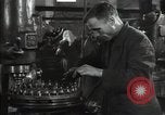 Standbild Interieur eines Motorrads Anlage Russland Sowjetunion, 1949, aus Sekunde 41 historischem Filmmaterial Videoclip 65675032369