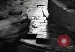 Standbild Interieur eines Motorrads Anlage Russland Sowjetunion, 1949, aus Sekunde 54 historischem Filmmaterial Videoclip 65675032369