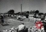 Standbild Bürger oben-Halten das Dorf Podolsk Russland, 1949, aus Sekunde 34 historischem Filmmaterial Videoclip 65675032370