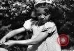 Standbild Bürger oben-Halten das Dorf Podolsk Russland, 1949, aus Sekunde 58 historischem Filmmaterial Videoclip 65675032370