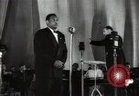 Image Paul Robeson divertissant Moscou Russie Union Soviétique, 1949, de la seconde 32 séquences d'archives historiques vidéo 65675032371