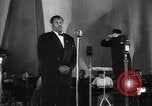 Image Paul Robeson divertissant Moscou Russie Union Soviétique, 1949, de la seconde 39 séquences d'archives historiques vidéo 65675032371