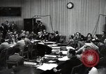 Standbild 559th Sitzung des UN-Sicherheitsrates Flushing Meadows New York United States USA, 1951, aus Sekunde 16 historischem Filmmaterial Videoclip 65675032375