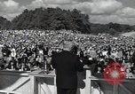 Standbild Harry S Truman an der Wake Forest College Spatenstich Winston-Salem North Carolina USA, 1951, aus Sekunde 10 historischem Filmmaterial Videoclip 65675032376