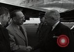 Standbild Harry S Truman an der Wake Forest College Spatenstich Winston-Salem North Carolina USA, 1951, aus Sekunde 60 historischem Filmmaterial Videoclip 65675032376